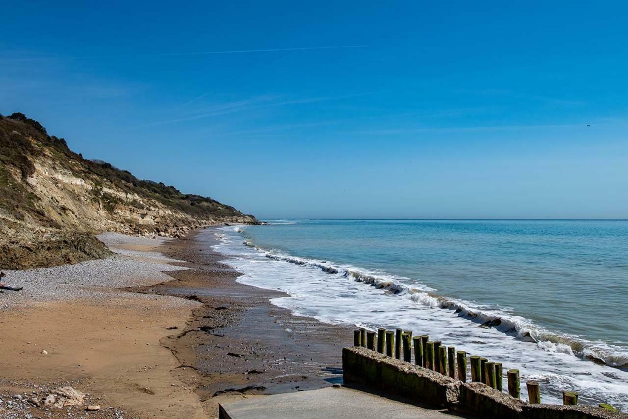 Hotel Whitecliff Bay Holiday Park Bembridge Exterior foto